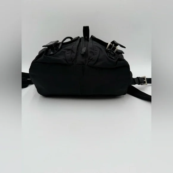 🌹♥️PRADA NYLON NERO BACKPACK♥️🌹 - Picture 5 of 14